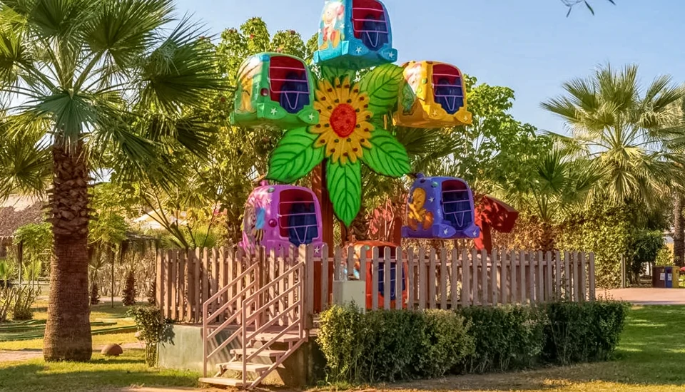 هتل بلک بیچ ریزورت آنتالیا